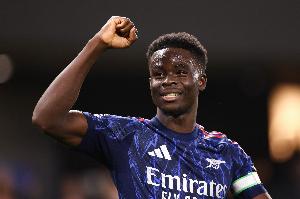 顶薪之一！英媒：萨卡即将与阿森纳完成续约，周薪预计超过25万镑