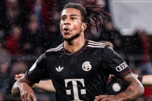 14战全胜！拜仁官推晒海报，庆祝球队创造五大联赛最佳开局成绩