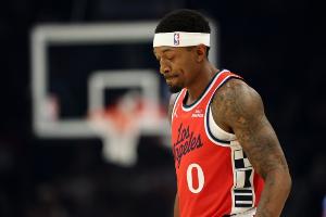 比尔谈被嘘：不可能让每个人满意 试图取悦所有人只会让自己发疯