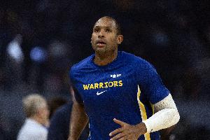 霍福德：感谢巴特勒鼓励我今晚出手三分 让我找回了投篮的节奏