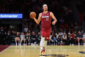 砍22分13板！斯波：哈克斯在快速成长 既沉稳老练又不失攻击性