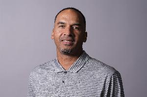 帕金斯：哈里森该拥有更多时间 卢卡领跑得分榜独行侠压力太大了