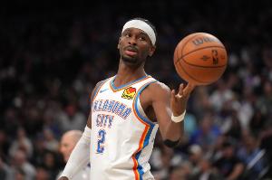 球场精算师！亚历山大本月出战218分钟共砍下219分 每分钟得1分