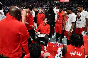 目前只此一家！雷霆至今唯一一败拜开拓者所赐 后者主场2分险胜