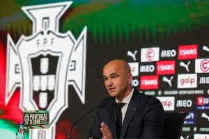 马丁内斯谈C罗染红：这说明了他拼尽全力的意愿 爱尔兰很难踢